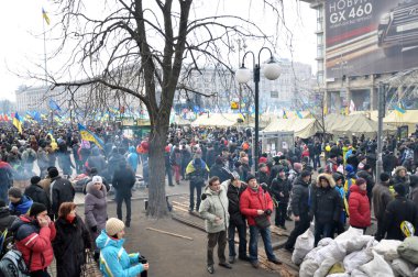 Kiev Maidan Devrimi Avantajları_145