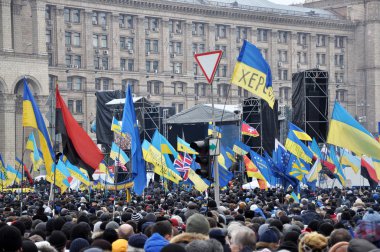 Kiev Maidan devrim Advantages_157
