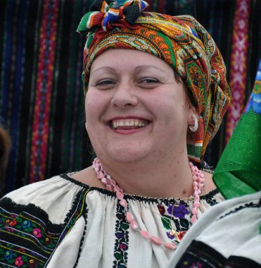 Nakış ve borscht_2 kutluyor