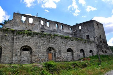 Chortkiv castle_7 göster