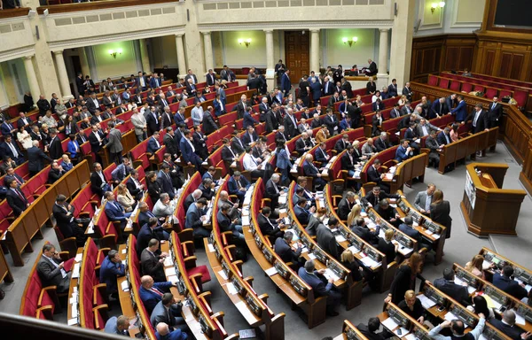 这次会议的议会最高拉达的 Ukraine_12 — 图库照片
