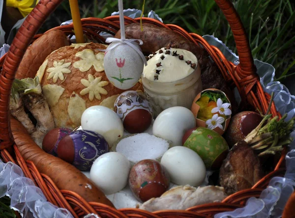 Ukrainian Easter baskets_3 — Stock Photo, Image