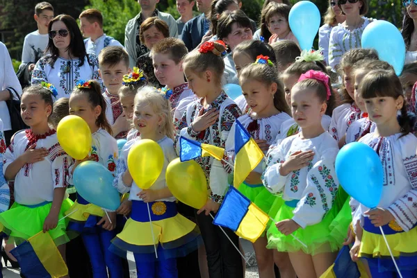 Celebration of Ukrainian Embroidery Day — Stock Photo, Image