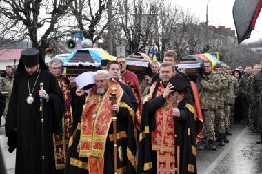 Faşizmin - Ukrayna patriots 52 kurbanlar reburiall 