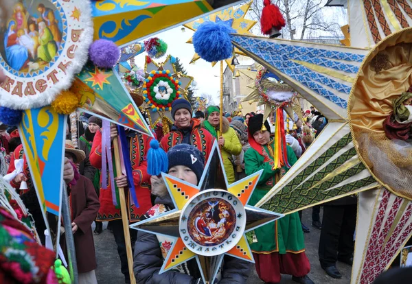 Weihnachtslieder und Weihnachtsstern — Stockfoto