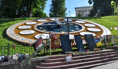 Kiev Merkezi çiçek saat