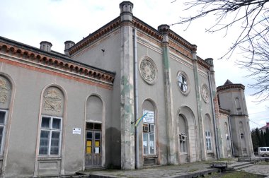 Yeni sinagog Chortkiv içinde bina