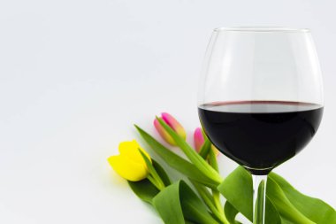 şarap ve laleler