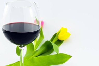 şarap ve laleler
