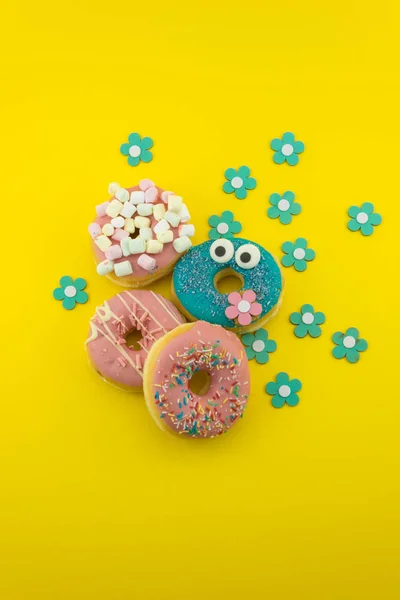 Çok renkli donut düzenleme