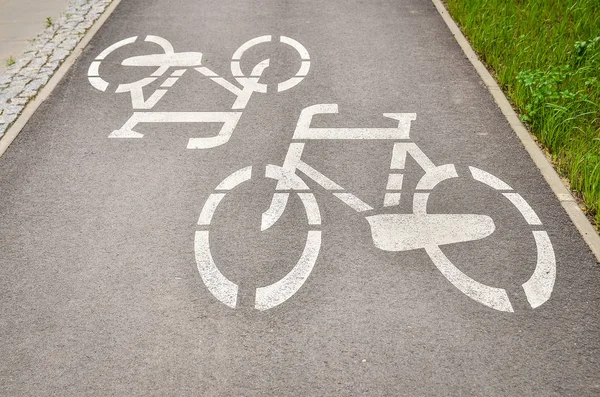 Fahrradschild Auf Dem Parkstreifen — Stockfoto