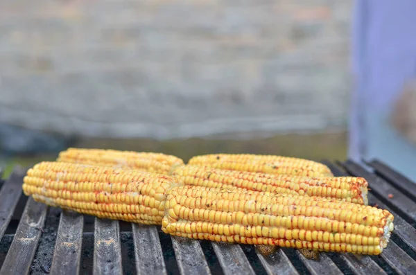 Сладкая Кукуруза Огне — стоковое фото