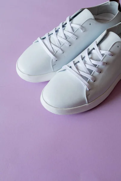 Pair White Leather Sneakers Purple Background Copy Space — Stock Photo, Image