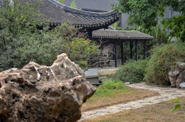 Çin bahçesindeki eski pagoda.