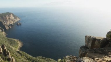 tazmanya cape raoul geniş açılı öğleden sonra görünümü