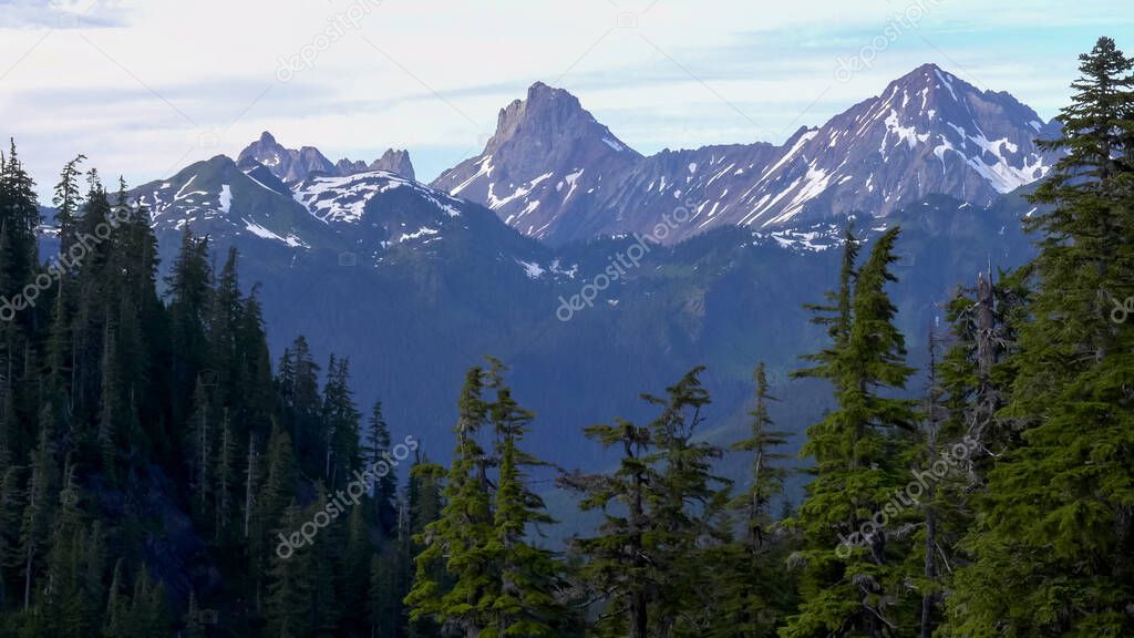 american border peak in the north cascades of washington