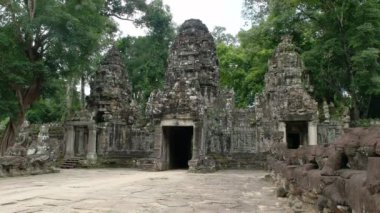 Preah Khan Tapınağı 'nın girişi.