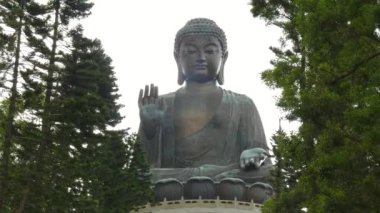 HONG KONG, ÇİN-EYLÜL, 30, 2017 Öğleden sonra, Hong Kong 'daki Tan devi Buddha' nın çekimine yakınlaş.