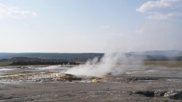 60P Clip Van Clepsydra Geyser Uitbarsting Yellowstone National Park Verenigde — Stockvideo