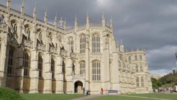 London England October 2017 Pan George Chapel Windsor Castle London — Stock Video