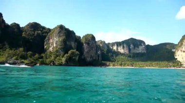 Yüzen tekne görüntüleyin. Krabi, Tayland