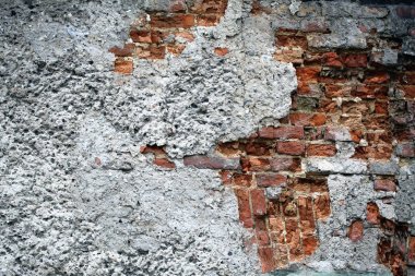 eski Duvar yıkıldı.