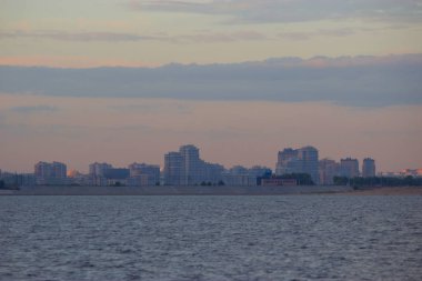 Riverside'da modern şehir