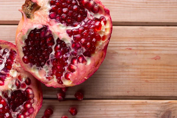 Tablo taze olgun garnet