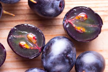 Kırmızı Şaraplık