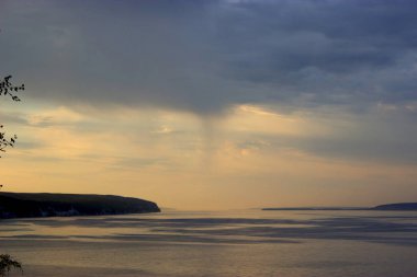 Doğal günbatımı okyanus plaj üzerinde