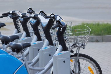 Gümüş Mavi Bisiklet park