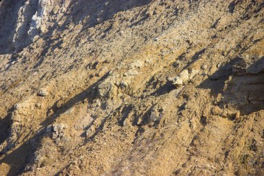 dağ bir akıntısı sonra