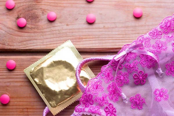 Doğum kontrol hapı ve prezervatif