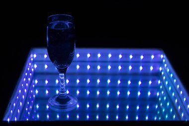 Renkli Bokeh Arkaplanı ile Parti Ayarları