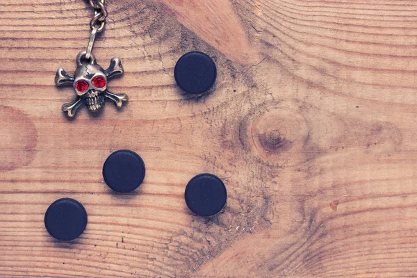 zehirli hap bir tablo