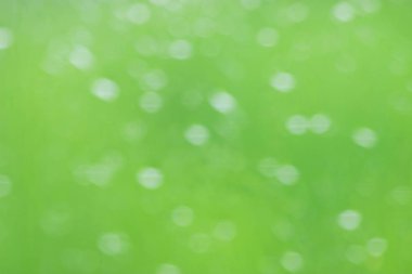 Yağmurlu pencere bulanık