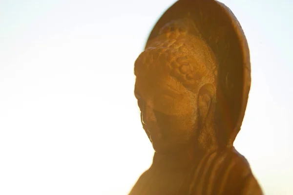 Statuetta buddha color bronzo — Foto Stock