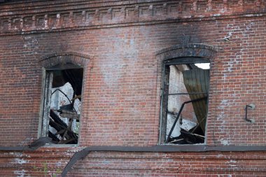 builing bir yangından sonra