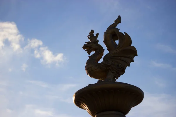 Bronze dragon statue — Stock Photo, Image