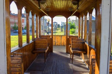 Eski bir tramvay içi