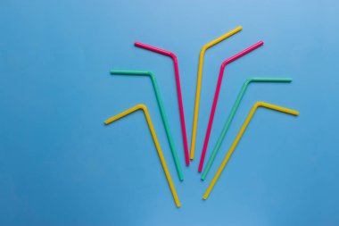 renkli kokteyl tüpler