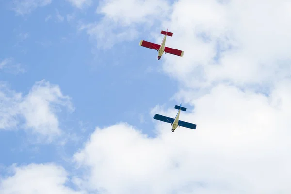 Avia show. Airplanes in the sky — Stock Photo, Image