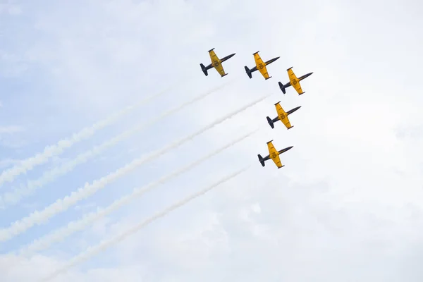 Airplanes in the sky — Stock Photo, Image