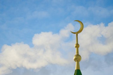 Cami minaresi kopyalama alanıyla kapatın