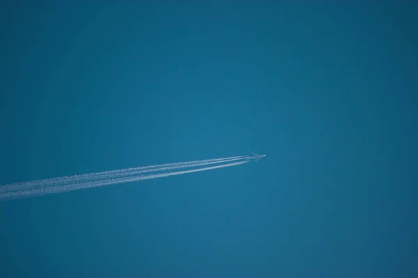Avião Alto Céu — Fotografia de Stock