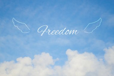 Bulut arkaplan görüntülü mavi gökyüzü. Vintage