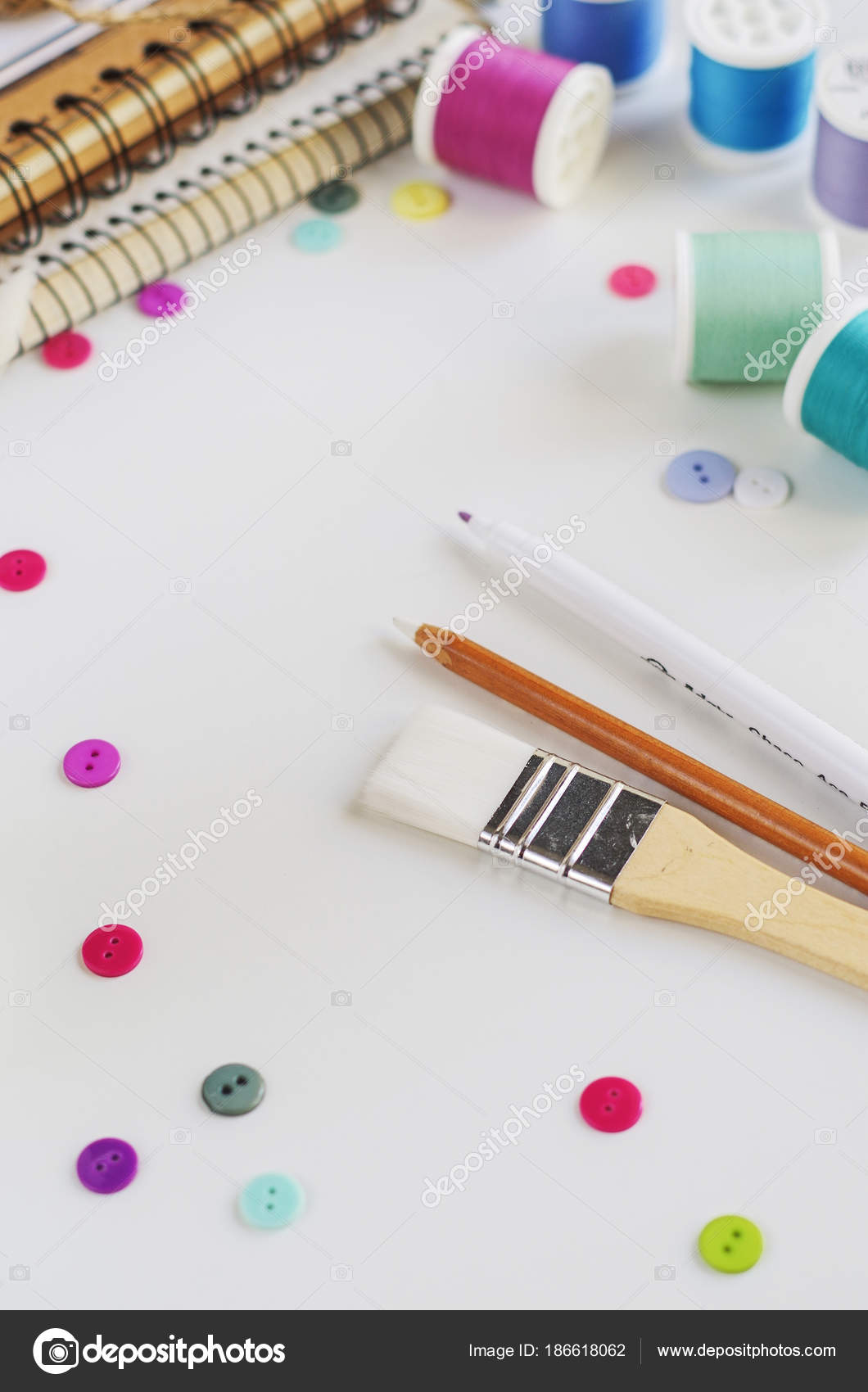 Fashion Designer Accessories And Tools Brushes Notepad Spools