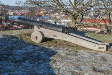 Gothenburg eski Cannon'la arka planda