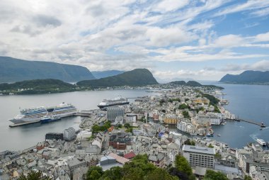 Aksla Norveç görünümünden Alesund şehirde