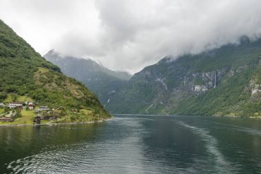 Geiranger Fiyordu nda ziyaret Norveç